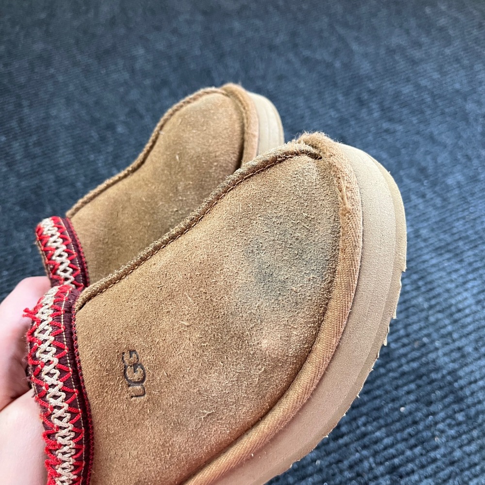 UGG Tasman Slipper Youth 4 Chestnut Suede Embroidered Braid Sheepskin Lining - Picture 8 of 9